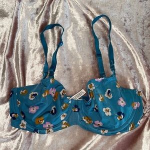 Victoria’s Secret Floral Unlined Bra 34D